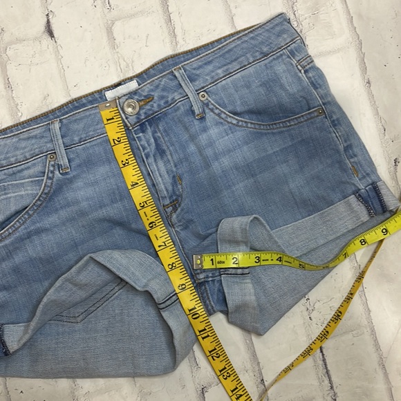 Hudson Hampton Shorts Light Wash Mid-Rise Denim Rolled Cuff Size 29 - Picture 9 of 9